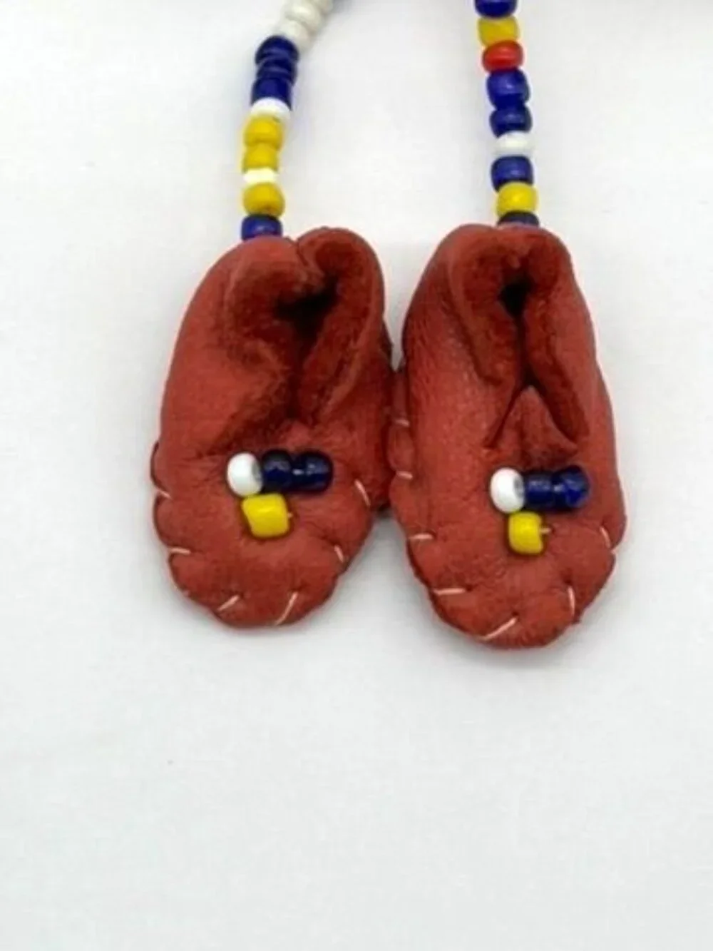 Vintage Native American Brooch Handmade & Hand Painted Miniature Moccasin & Drum - Picture 6 of 13